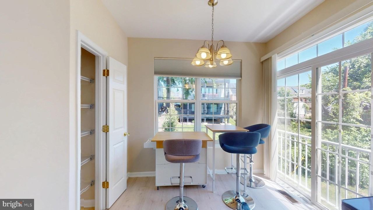 169 Danbury St Sw - Photo 2 of 17