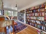 3121 Quebec Pl Nw - Photo 3 of 18