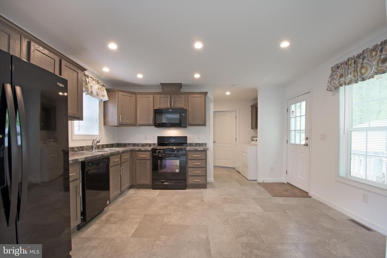 80 Longbow Ln - Photo 4 of 14