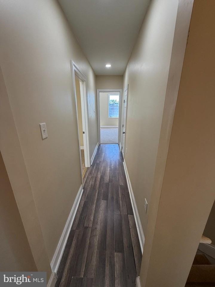 1904 E Lanvale St - Photo 7 of 14