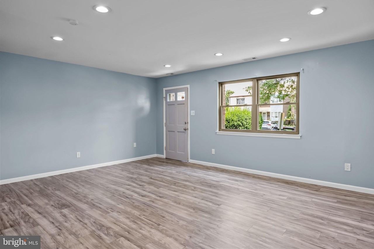 1392 Argyle Way - Photo 5 of 21