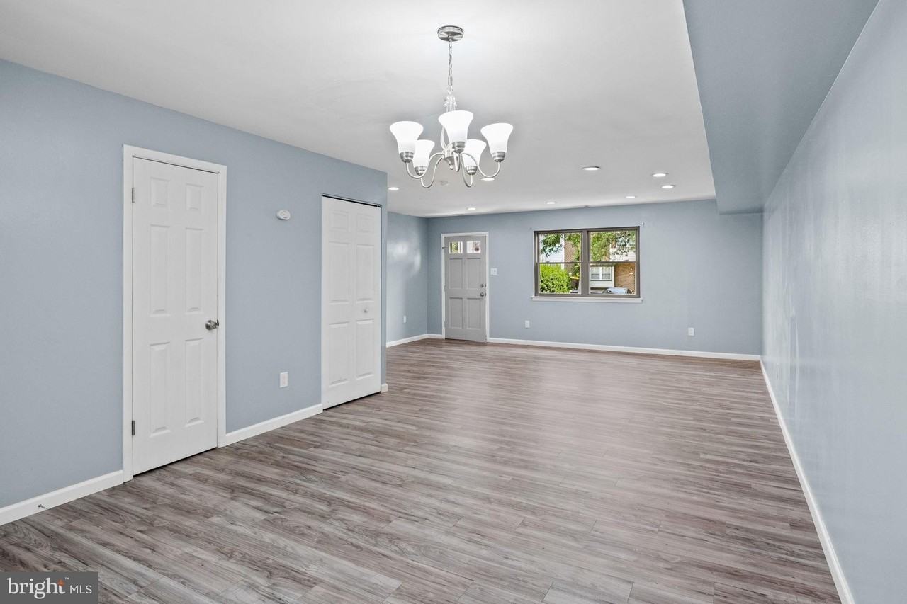 1392 Argyle Way - Photo 7 of 21