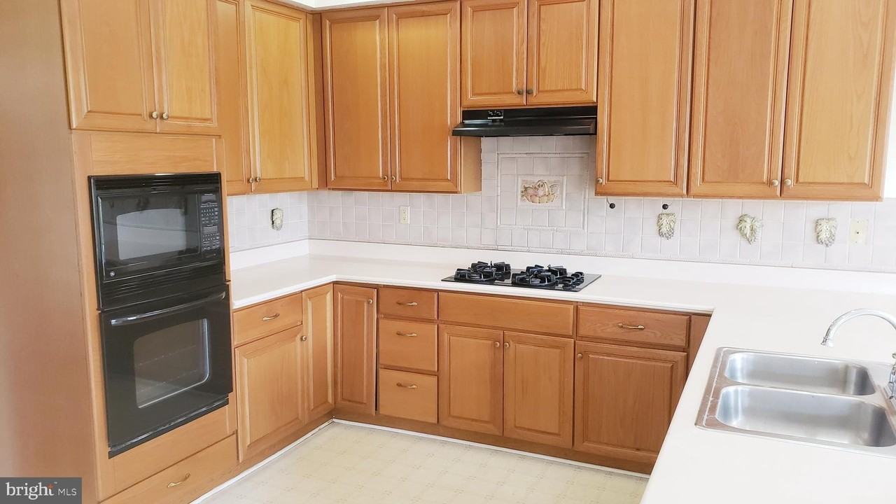 14 Hayworth Cir - Photo 4 of 38