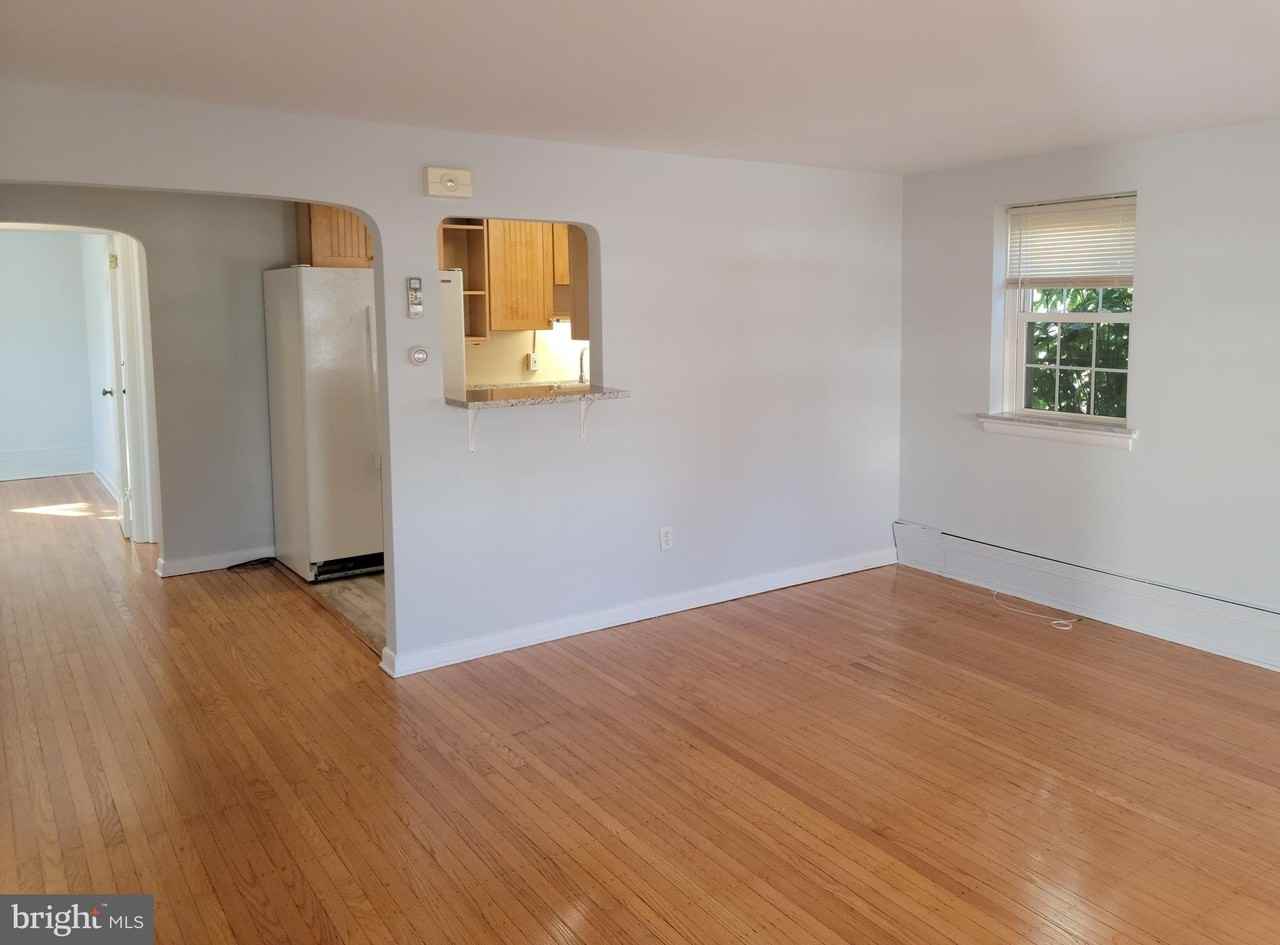 230 N Essex Ave #1st - Photo 5 of 15