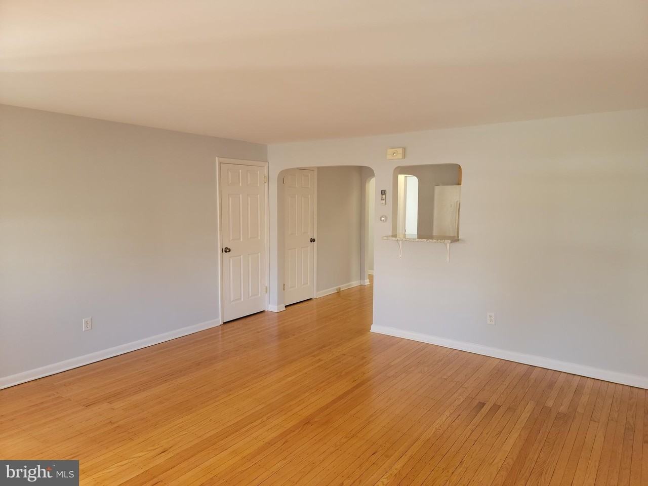 230 N Essex Ave #1st - Photo 6 of 15