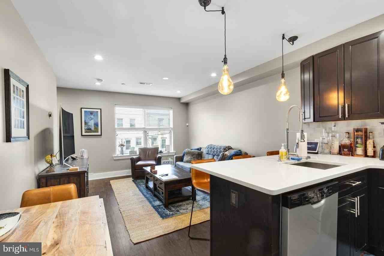 834 N 19th St #3 - Photo 2 of 33