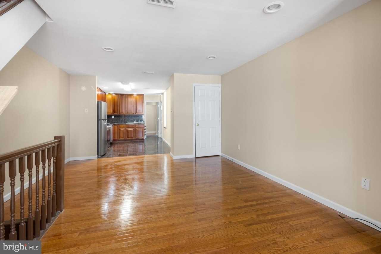 1842 Mckean St - Photo 6 of 41