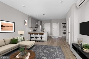 5230 Walnut St #5R - Photo 1 of 1