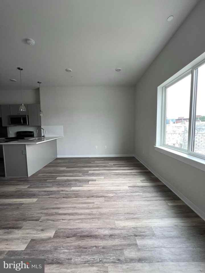 4912 Baltimore Ave #2F - Photo 4 of 9