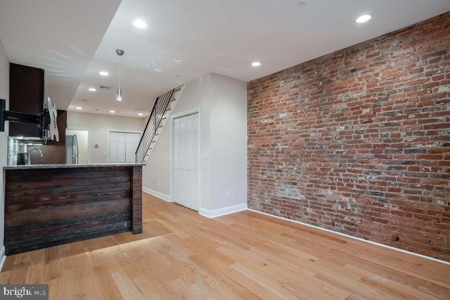 724 N 3rd St #2F - Photo 2 of 19