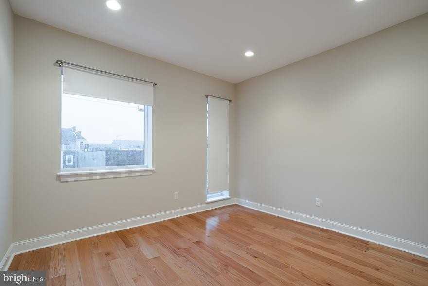 724 N 3rd St #2F - Photo 5 of 19