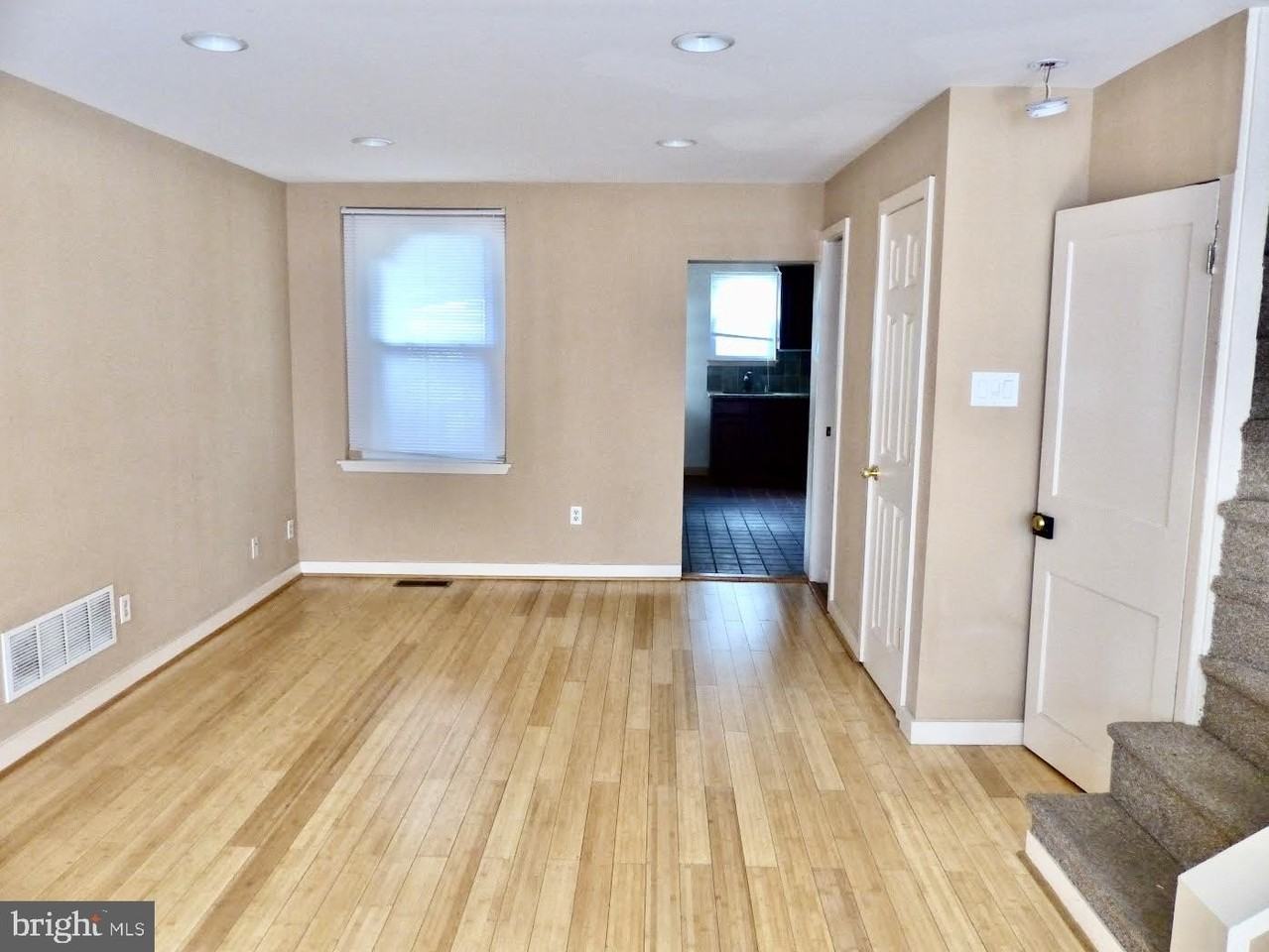 1619 E Berks St - Photo 3 of 12