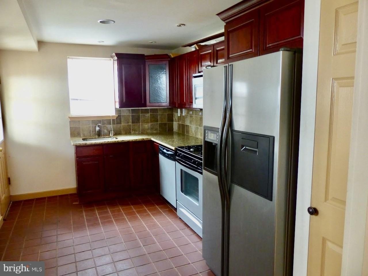 1619 E Berks St - Photo 6 of 12