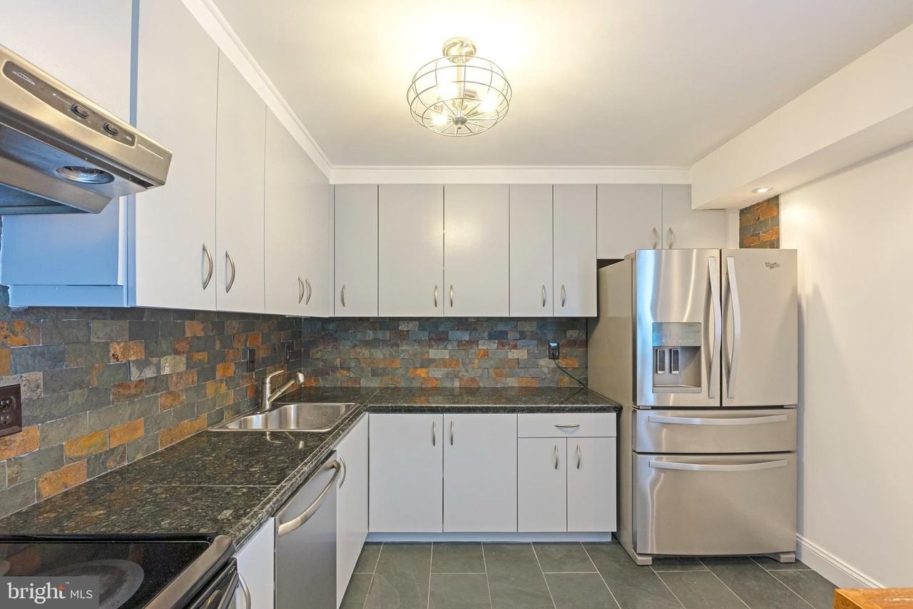 5411 Crossrail Dr - Photo 7 of 15