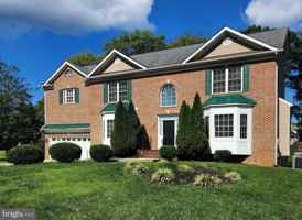 featured image of 610 Meadow Ln Sw