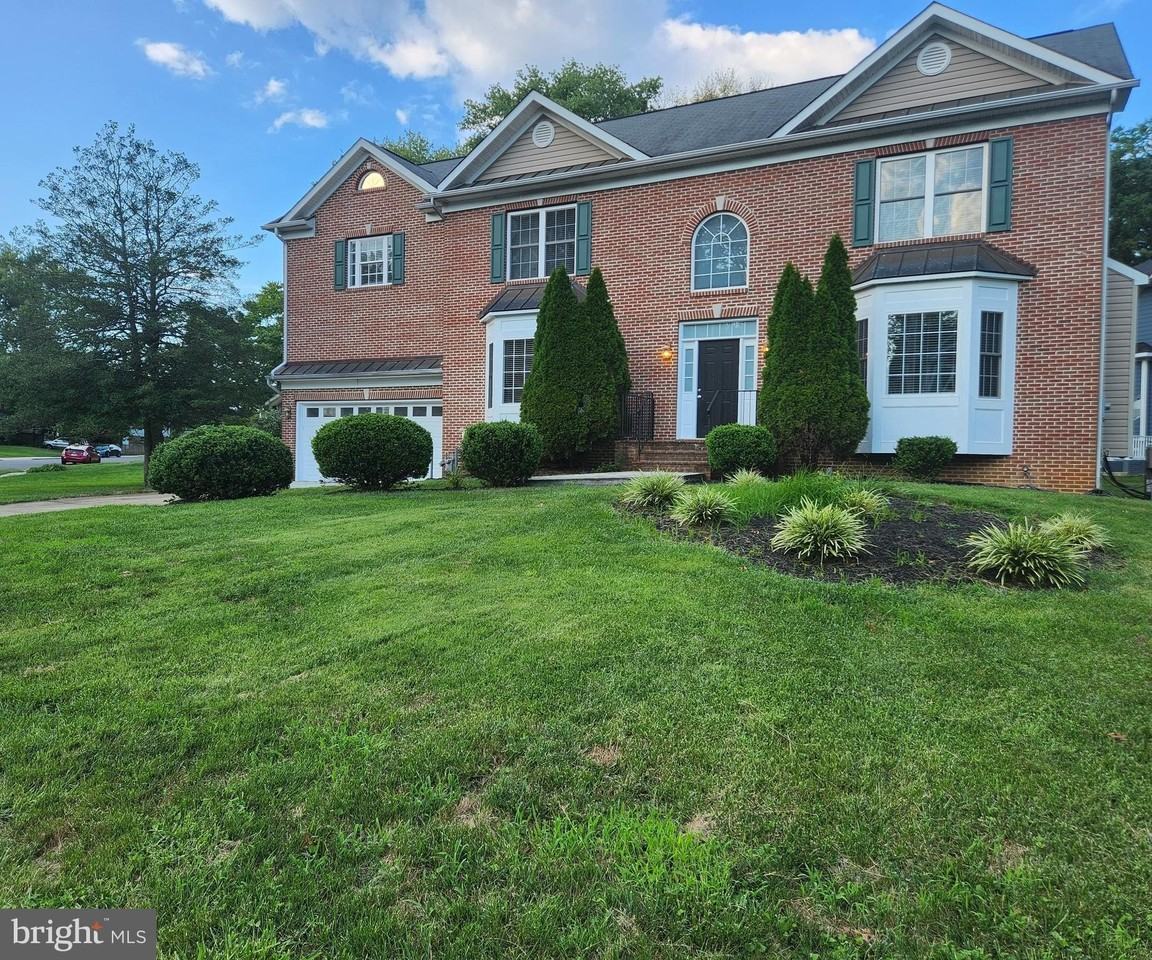 610 Meadow Ln Sw - Photo 2 of 50