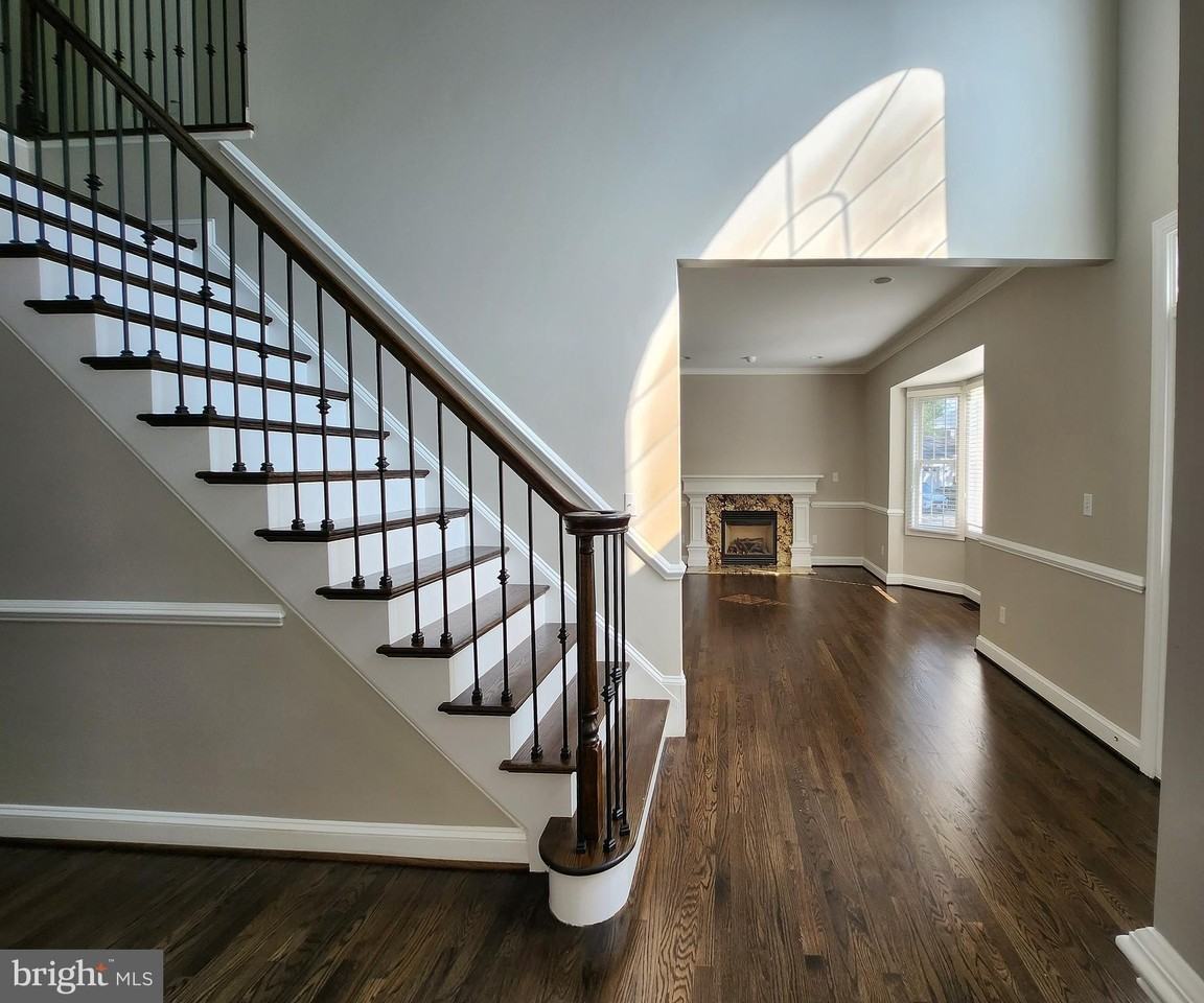 610 Meadow Ln Sw - Photo 5 of 50