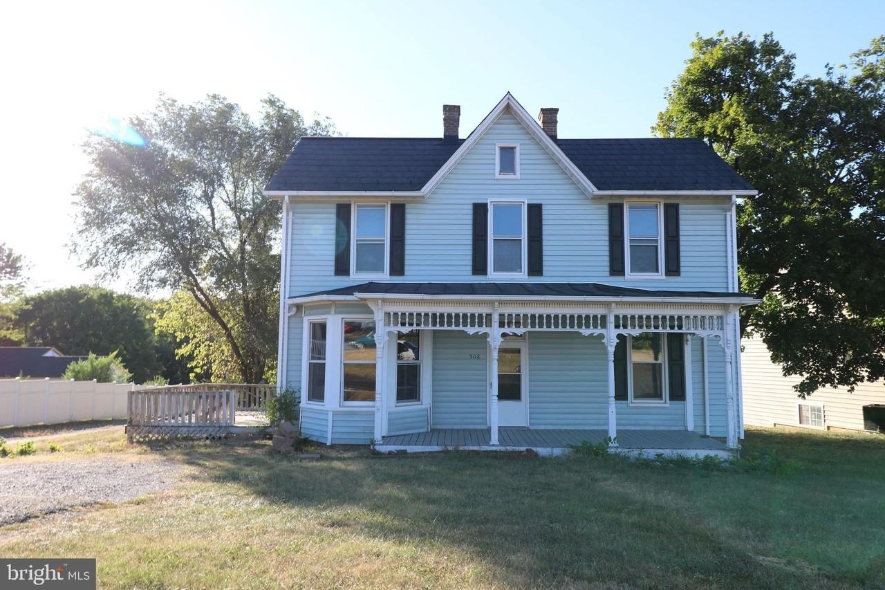 508 S Water St - Photo 2 of 21