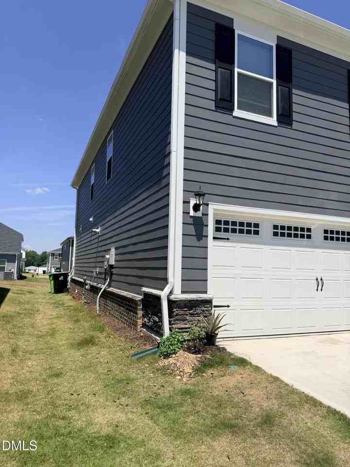 1100 Landen Creek Ln - Photo 4 of 43
