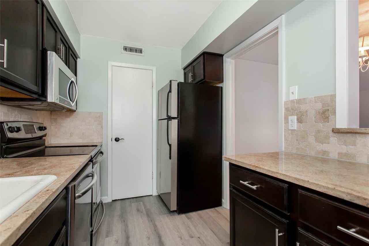 6015 E University Blvd #223G - Photo 4 of 28