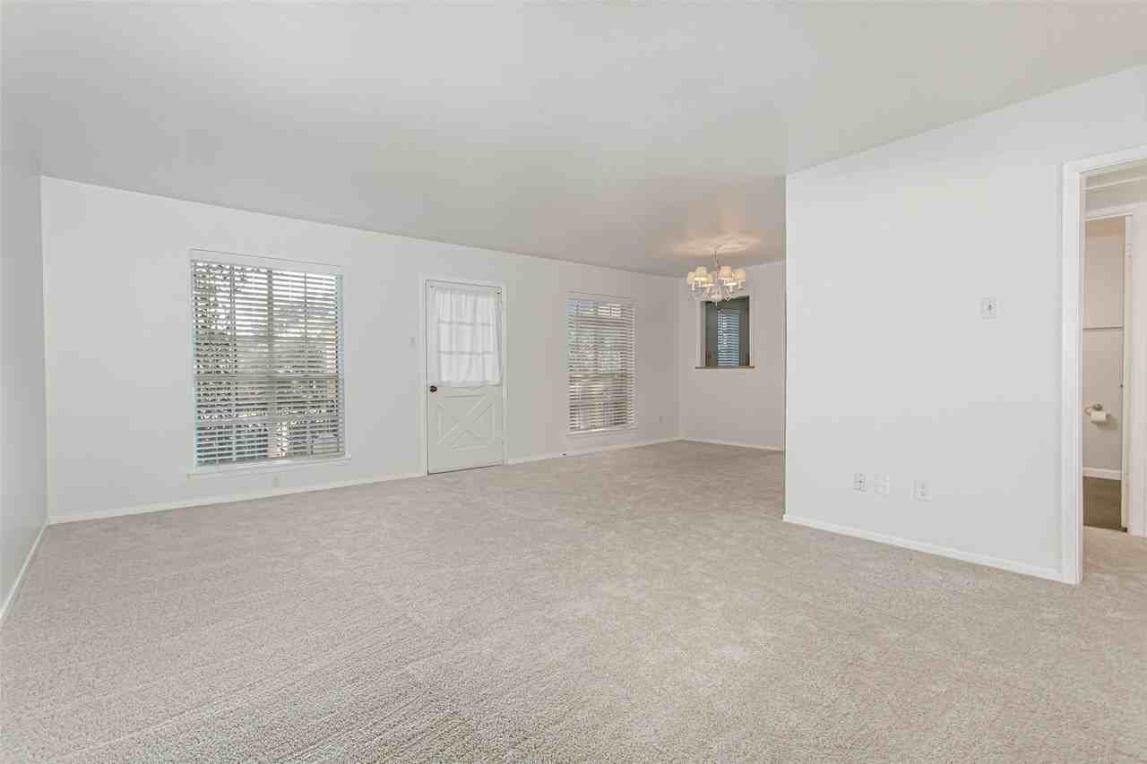 6015 E University Blvd #223G - Photo 5 of 28