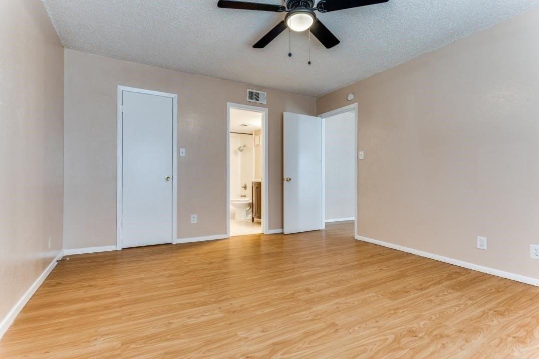 919 S Weatherred Dr #205 - Photo 5 of 12