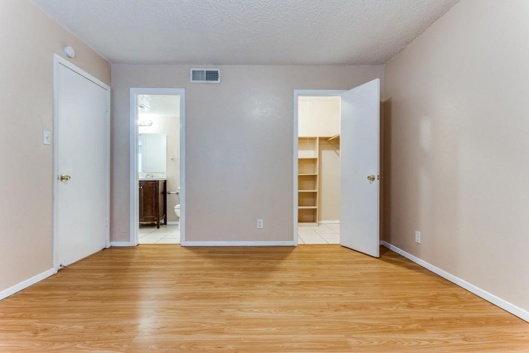 919 S Weatherred Dr #205 - Photo 6 of 12