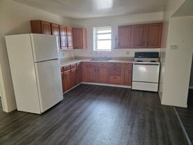 105 West Emeline St - Photo 1 of 1