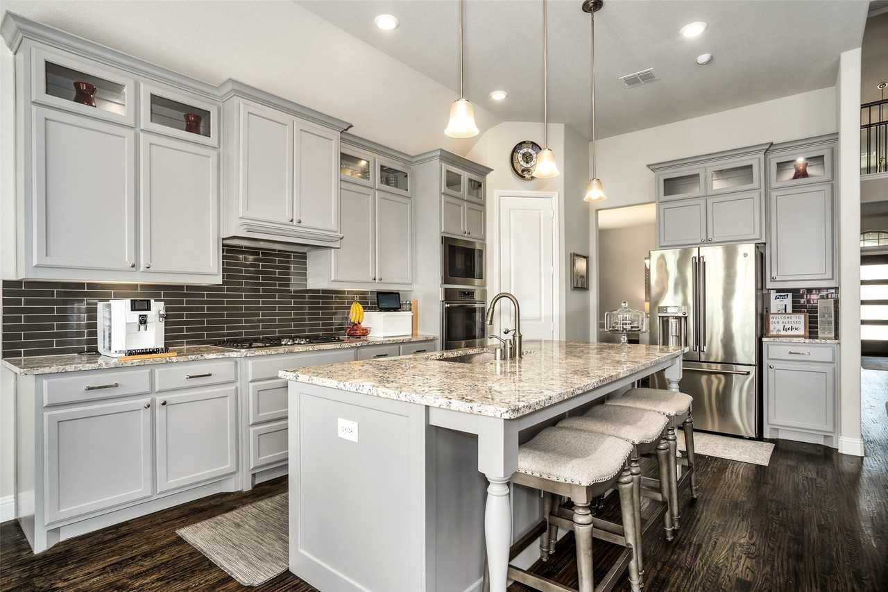 7915 Sunflower Ln - Photo 5 of 18