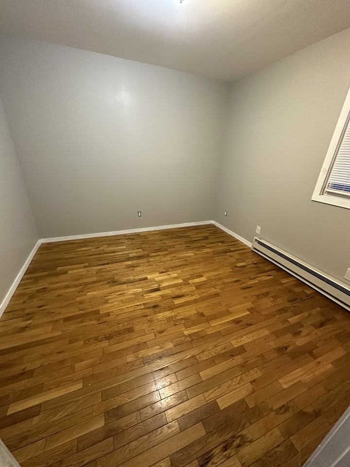 77 Wesley St #NA - Photo 3 of 11