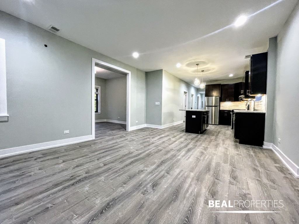 1144 Maple Ave #2 - Photo 4 of 20