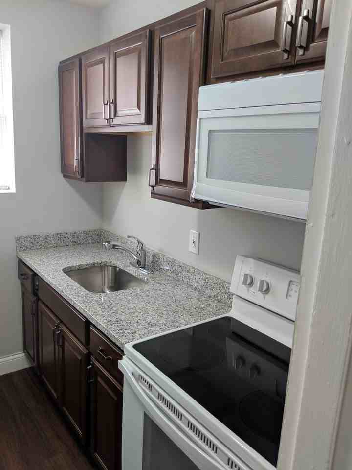 3706 Hereford St #1S - Photo 3 of 5