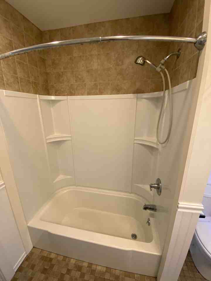 536 Midland St #536 - Photo 4 of 14