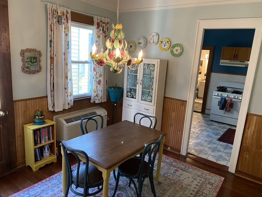 933 Louisa St #NA - Photo 6 of 15