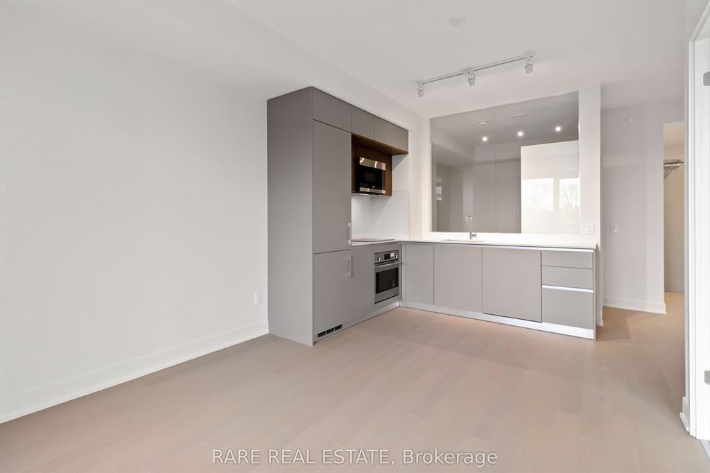 322 Dupont Street #305 - Photo 4 of 17