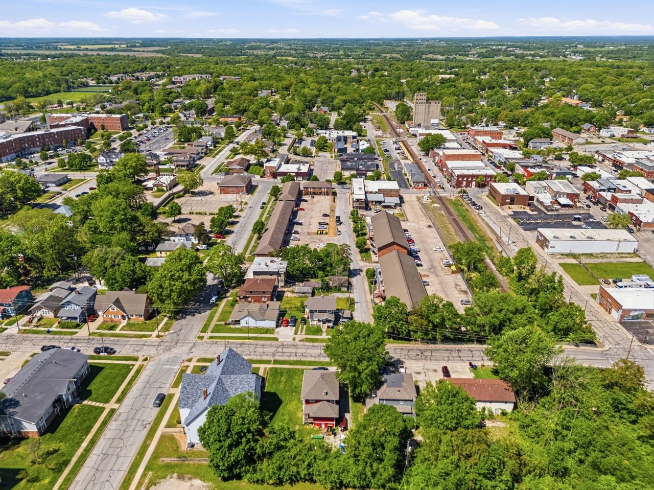Mid-Town Apartments - Photo 4 of 50