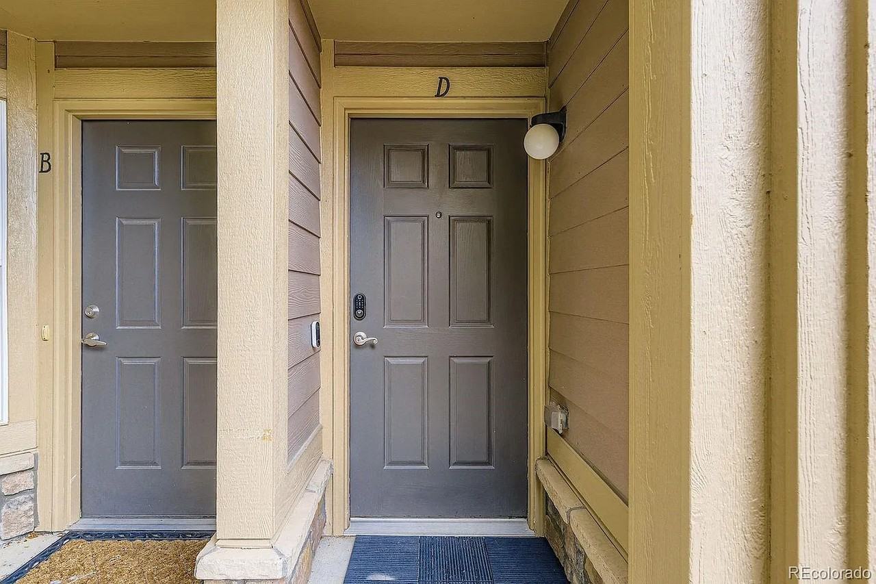 23515 East Platte Drive #D - Photo 3 of 24