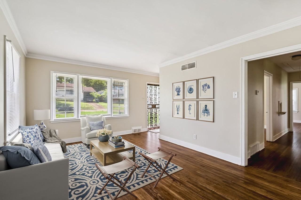 1311 Parkland Rd - Photo 3 of 12
