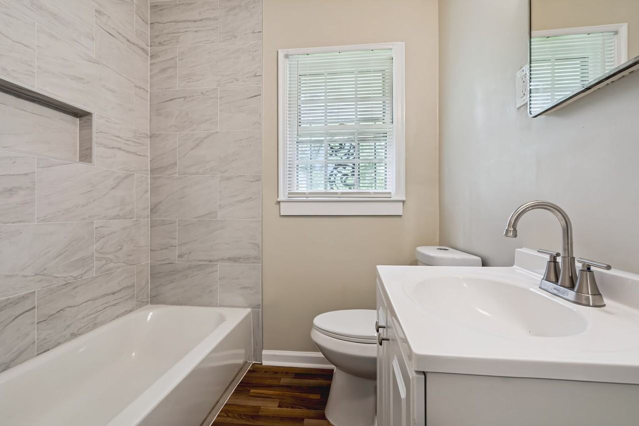 1311 Parkland Rd - Photo 5 of 12