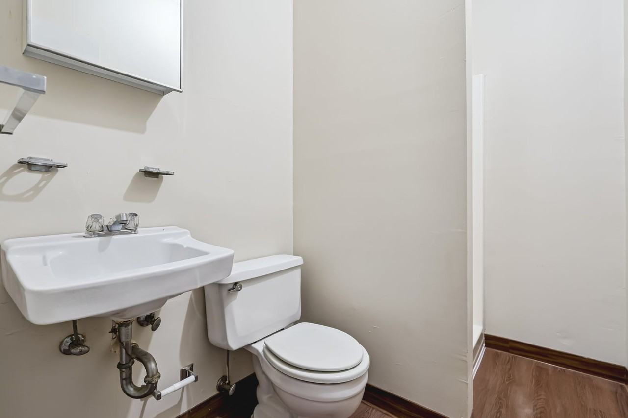 1311 Parkland Rd - Photo 6 of 12