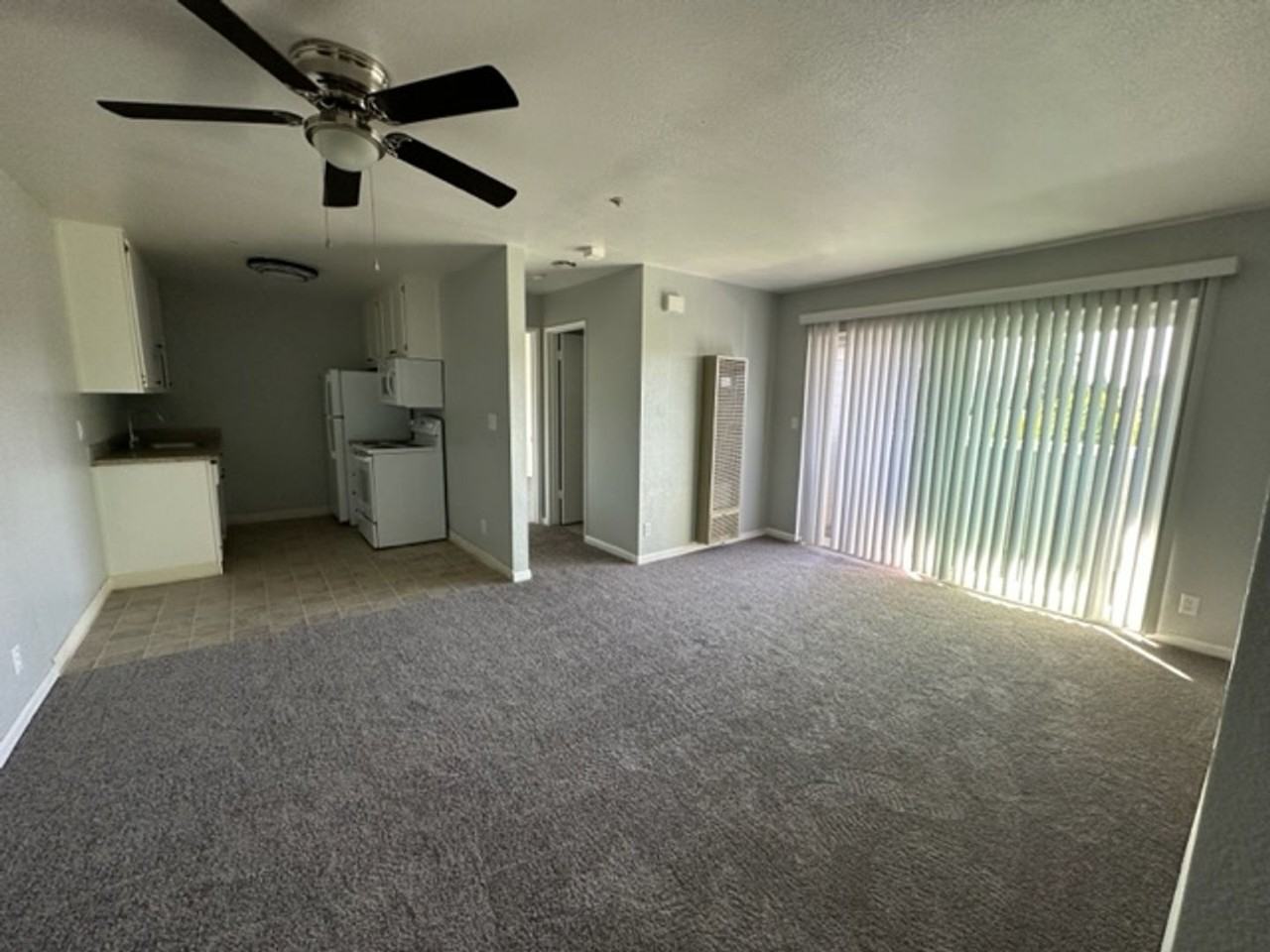 29536 Dixon St #10 - Photo 3 of 15
