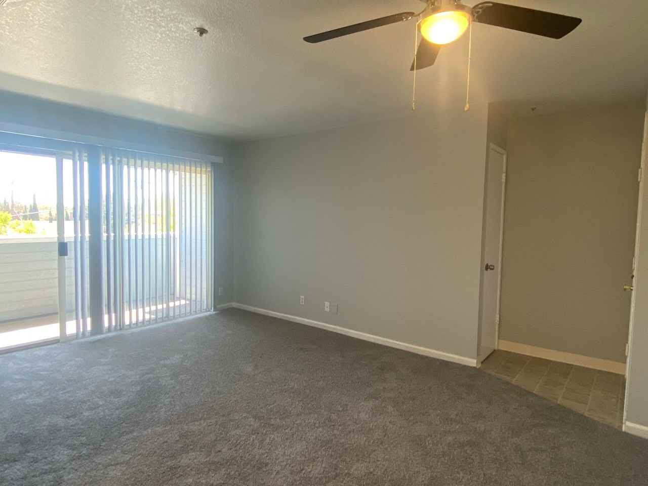29536 Dixon St #10 - Photo 4 of 15