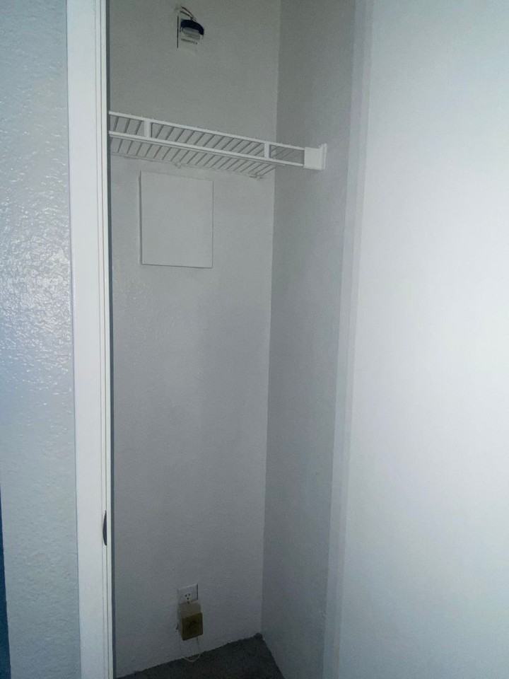 29536 Dixon St #10 - Photo 7 of 15