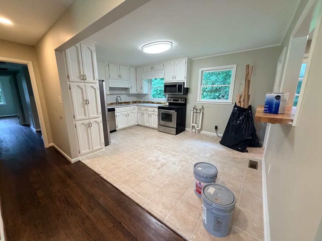 621 Greenhill Dr - Photo 4 of 15