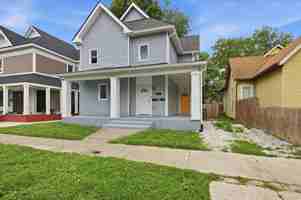 featured image of 28 S Dearborn St