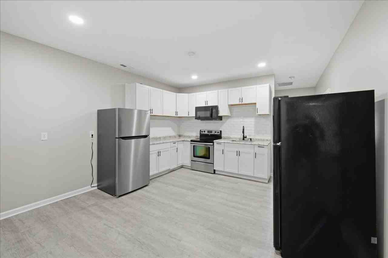 28 S Dearborn St #A - Photo 6 of 15