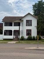 featured image of 822 N High St