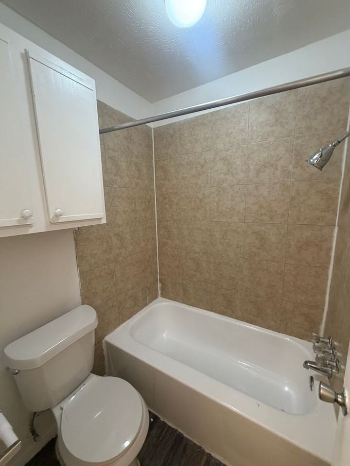 Spanish Hills Apartments - Photo 4 of 13