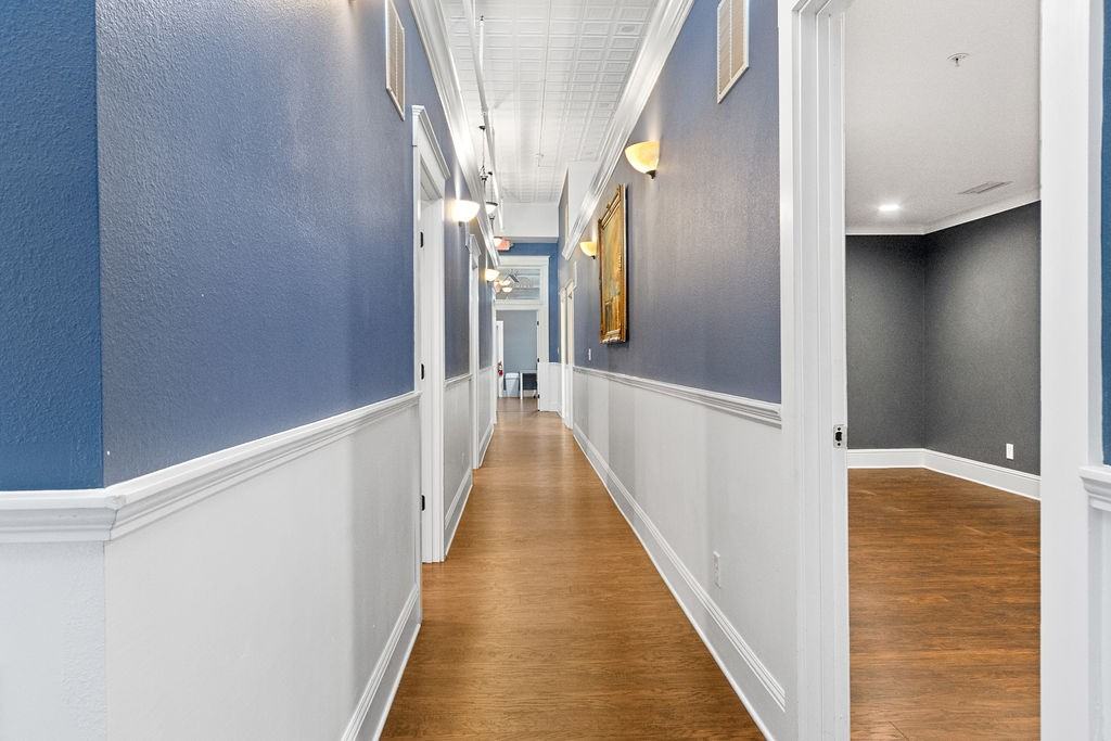 112 W Indiana Ave #1 - Photo 4 of 14