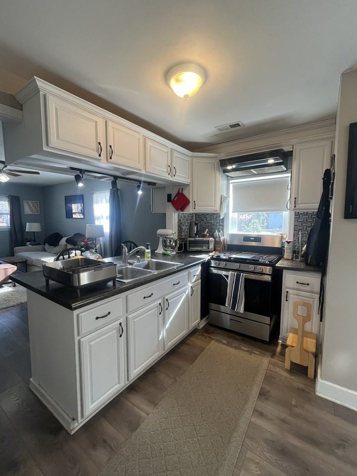 710 Forrest Dr #1 - Photo 4 of 27